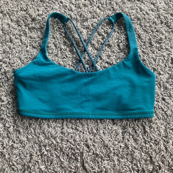 Size 6 Lululemon Free to Be Bra in Forage Teal / Flashback Static Seamist Forage - Picture 5 of 7
